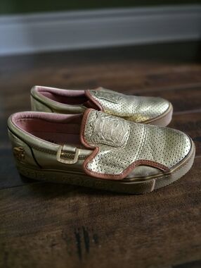 BOGO L.A.M.B. x Royal Elastics Leather Slip-On Sneakers